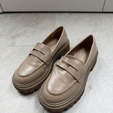 Beige Lederslipper