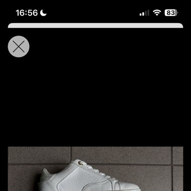 Guess Sneaker Figgi mit Prägung