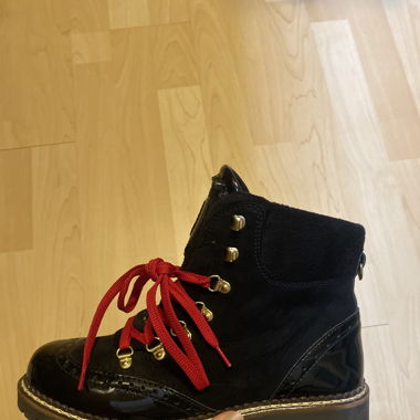Nis Winter Boots