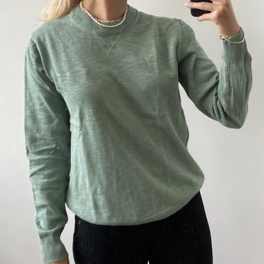 Grüner Pulli 