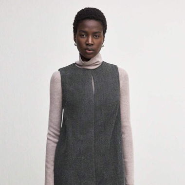 Elegantes COS Kleid