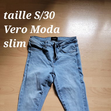 Plusieurs Jeans Slim