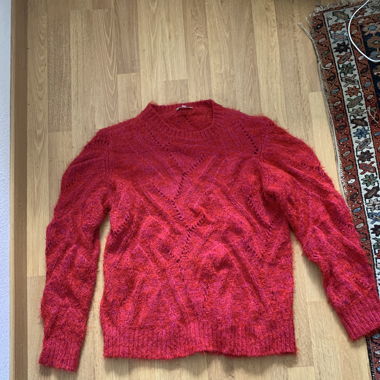 pink / purple fluffy paola! jumper 