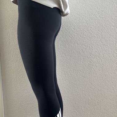 Black Basic 3/4 Leggings