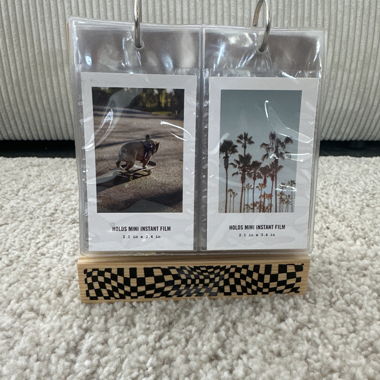 Polaroid Pictures