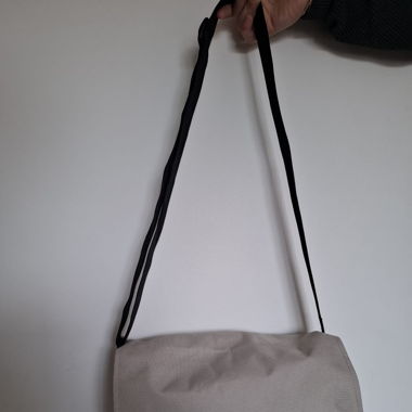 Beige Tasche