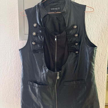 Gilet in ecopelle Gothicana