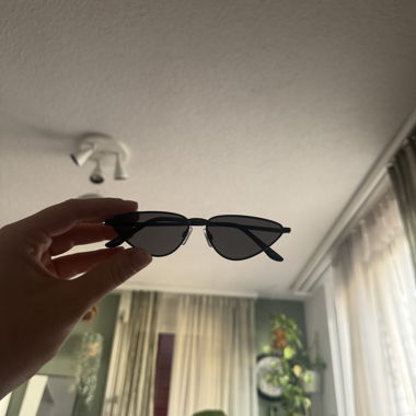 Schwarze Cat-Eye Sonnenbrille