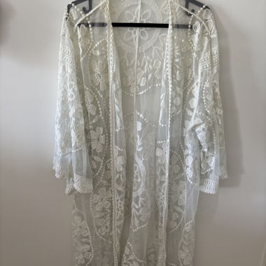 Kimono in pizzo bianco