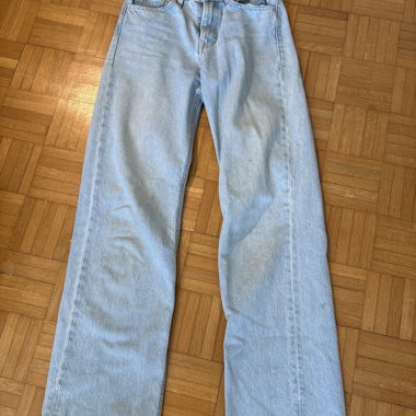 Jeans droits à lavage clair