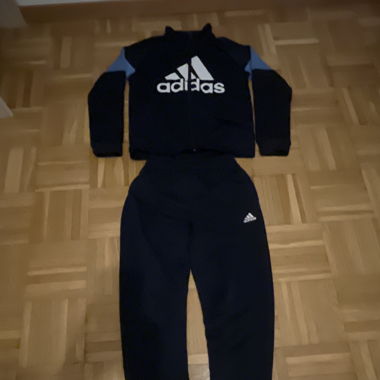 Ensemble Adidas de sport
