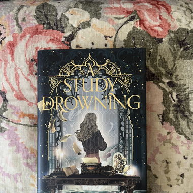 A Study in Drowning • Ava Reid • Farbschnitt