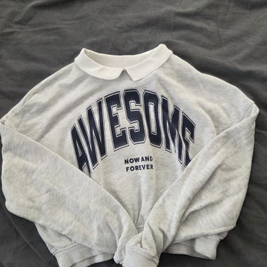 Felpa H&M con colletto (crop)