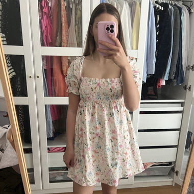 Blumenkleid