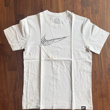 T-shirt Nike