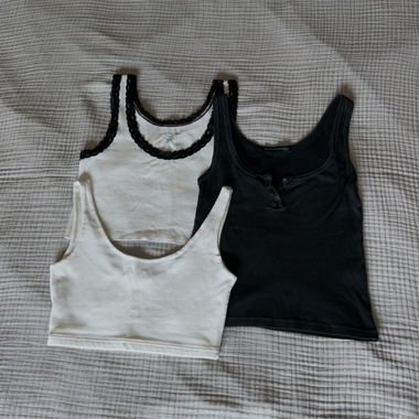 3 tops