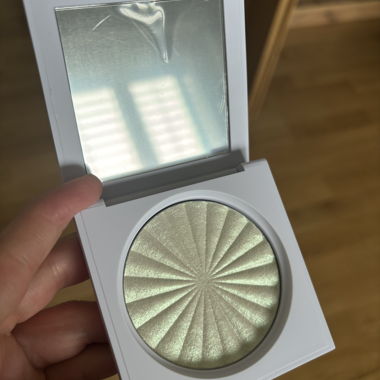 Highlighter Ofra «Out of this World» neuf