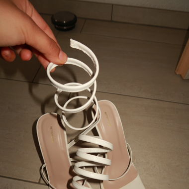 Prettylittlething heels