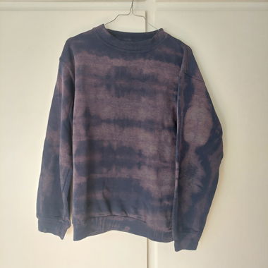 Sweatshirt tie-dye
