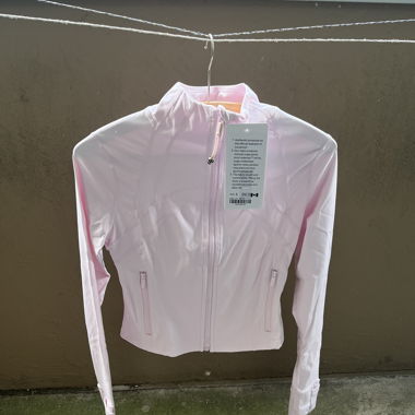 Lululemon Jacke Grösse 6