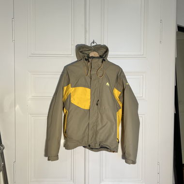 NIKE ACG - 2000s Jacket 