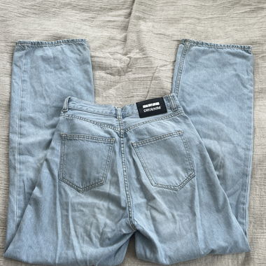 Jeans a gamba dritta azzurro chiaro