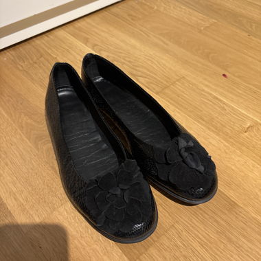 Vintage sweet ballerinas