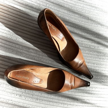Petit talon pointus vintage en cuir made in Italy