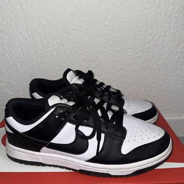 Nike Dunk Low «Panda» Gr. 38.5