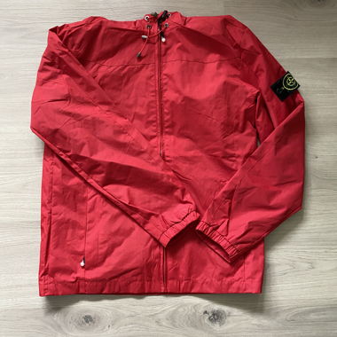 Giacca Stone Island rossa