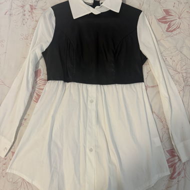 Abito camicia nero e bianco