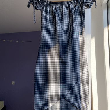 Off-shoulder mini dress 