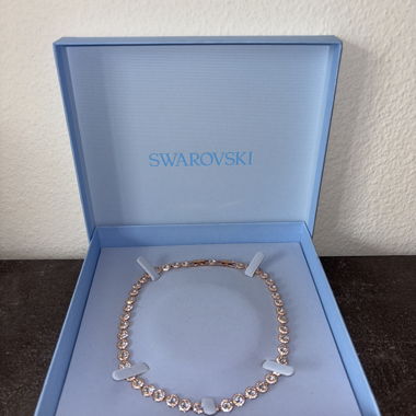 Swarovski Halskette in Geschenkbox