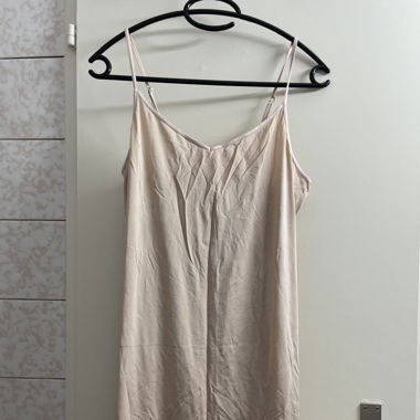 Unterkleid oder Nachtkleid