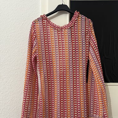 Robe de plage rose et orange