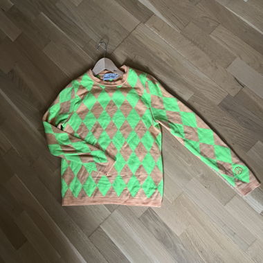 funky warm pullover von Megan Ellaby