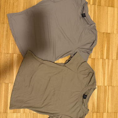 Set of 2 T-shirts