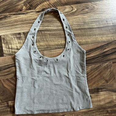 Top Grigio con Grommet