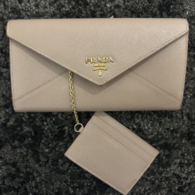 Prada Portafolgio Saffiano Letter 