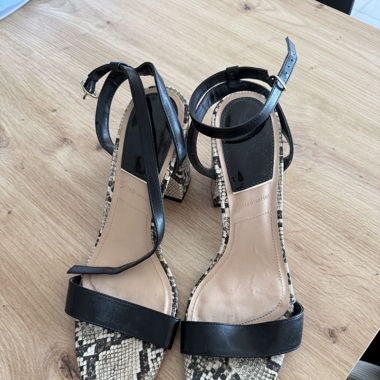Talons ouverts 
