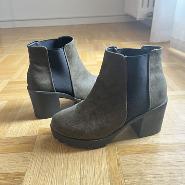 Bottes à talons 