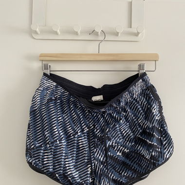 Running shorts 