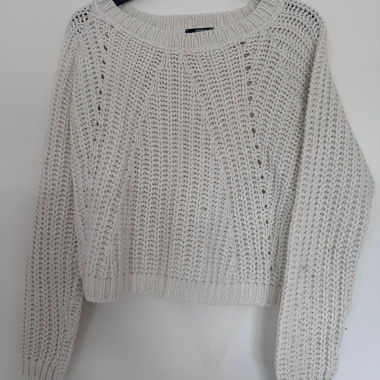 Weisser Crop-Top-Pullover