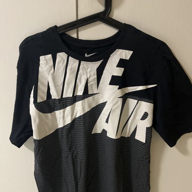 Nike T-shirt