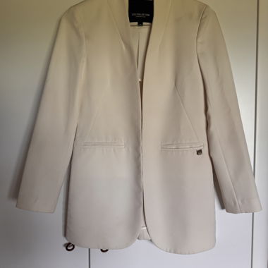 White summer blazer