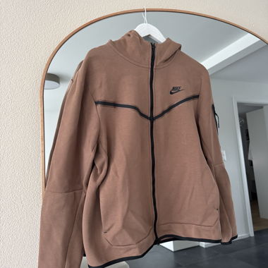 Nike Tech Fleece L Brown