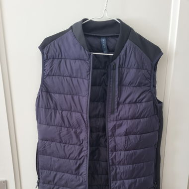 ZARA MAN VEST - SIZE M