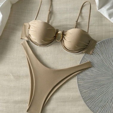 Ensemble de bikini beige