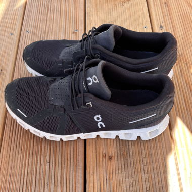 schwarzer ON Cloud Sportschuh/Sneaker