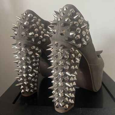Escarpins Jeffrey Campbell clouté 